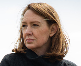 Portrait Paula Hawkins