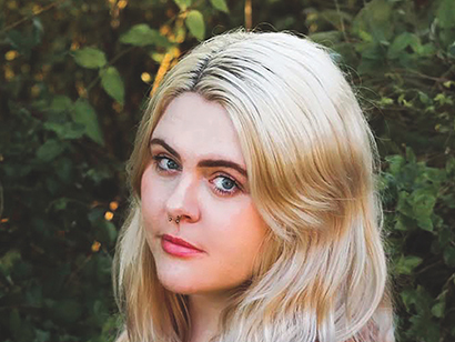 Hannah Whitten Portrait