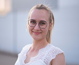 Portrait Corina Burkhardt