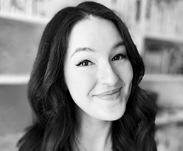 Mona Kasten Portrait