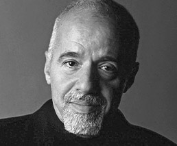 Porträt Paulo Coelho