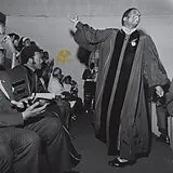 Pastor T.l. Barrett & The Youth For Christ Choir LP (analog) I Shall Wear A Crown
