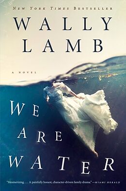 Kartonierter Einband We Are Water von Wally Lamb