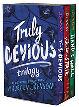 Couverture cartonnée Truly Devious 3-Book Box Set de Maureen Johnson