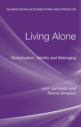 Fester Einband Living Alone von Lynn Jamieson, Roona Simpson