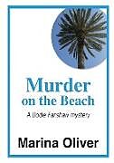 Couverture cartonnée Murder on the Beach de Marina Oliver