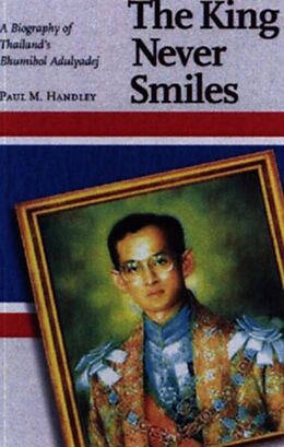 Livre Relié The King Never Smiles de Paul M. Handley
