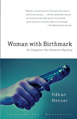 Kartonierter Einband Woman with Birthmark von Hakan Nesser