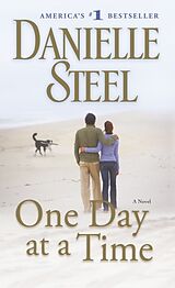 Couverture cartonnée One Day at a Time de Danielle Steel