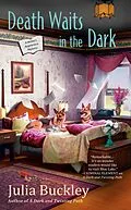E-Book (epub) Death Waits in the Dark von Julia Buckley