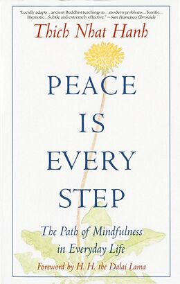 Poche format B Peace Is Every Step von Thich Nhat Hanh