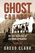 Kartonierter Einband Ghost Country von Gregg Clark