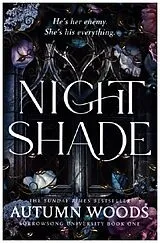 Kartonierter Einband Nightshade von Autumn Woods