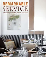 Kartonierter Einband (Kt) Remarkable Service von The Culinary Institute of America (CIA)