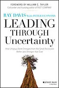 E-Book (epub) Leading Through Uncertainty von Raymond P. Davis
