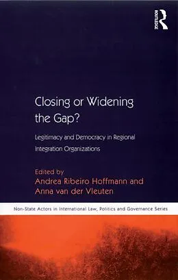 ePUB Closing or Widening the Gap? von Andrea Ribeiro Hoffmann, Anna Van Der Vleuten