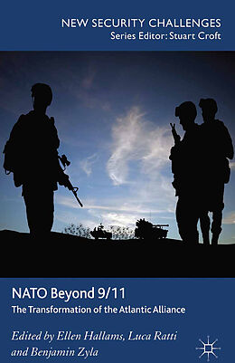 Couverture cartonnée NATO Beyond 9/11 de 