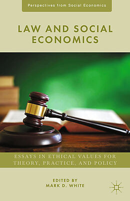 Couverture cartonnée Law and Social Economics de 