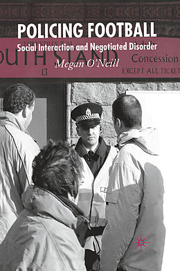 Couverture cartonnée Policing Football de M. O'Neill