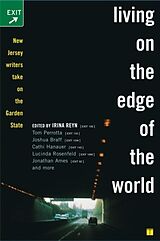 eBook (epub) Living on the Edge of the World de 