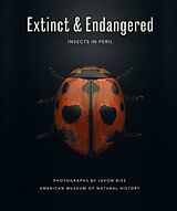 Fester Einband Extinct & Endangered von Levon; American Museum of Natural History Biss