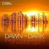 Fester Einband Dawn to Dark Photographs von National Geographic