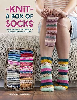 Couverture cartonnée Knit a Box of Socks de Julie Ann Lebouthillier