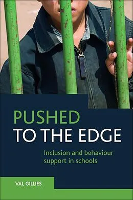 E-Book (epub) Pushed to the Edge von Val Gillies