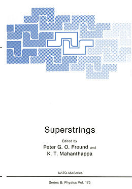 Kartonierter Einband Superstrings von Peter G. O. Freud