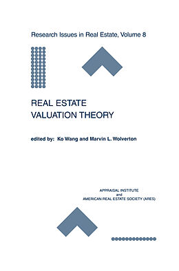 Couverture cartonnée Real Estate Valuation Theory de 