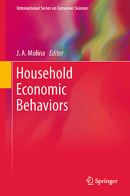 Couverture cartonnée Household Economic Behaviors de 