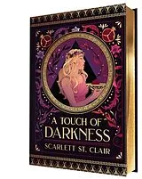 Fester Einband A Touch of Darkness (Collector's Edition) von Scarlett St. Clair
