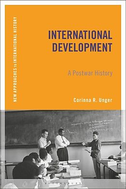 Kartonierter Einband International Development von Corinna R. Unger