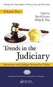 Livre Relié Trends in the Judiciary de David Lowe