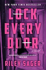 Couverture cartonnée Lock Every Door de Riley Sager