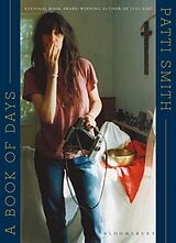 Kartonierter Einband A Book of Days von Patti Smith