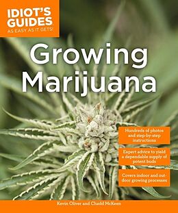 Couverture cartonnée Growing Marijuana de Kevin Oliver, Chadd Mckeen