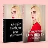 Fester Einband Somewhere Dark and Hot von Chloe Cherry