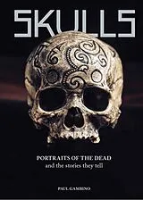 Fester Einband Skulls von Gambino Paul