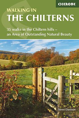 Couverture cartonnée Walking in the Chilterns de Davison Steve