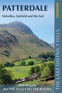 Broché Walking the Lake District Fells de Mark Richards