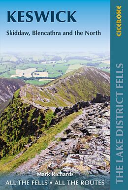 Broché Walking the Lake District Fells 2nd edition de Mark Richards