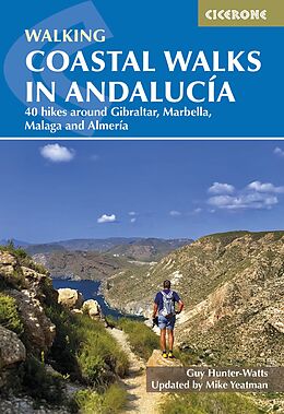 Couverture cartonnée Coastal Walks in Andalucia de Hunter-Watts Guy