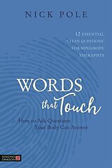 Couverture cartonnée Words That Touch de Nicholas Pole