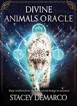 Couverture cartonnée Divine Animals Oracle de Stacey Demarco