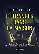Broschiert L'étranger dans la maison von Shari Lapena