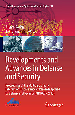Kartonierter Einband Developments and Advances in Defense and Security von 