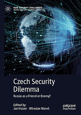 Couverture cartonnée Czech Security Dilemma de 
