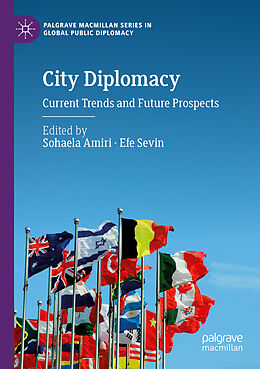 Couverture cartonnée City Diplomacy de 