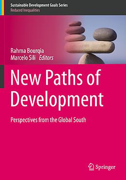 Couverture cartonnée New Paths of Development de 